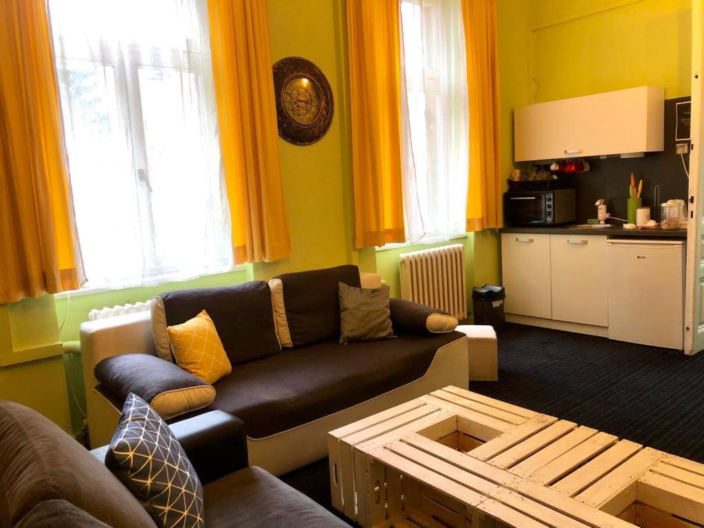 Spacious Tuzlaks Apartments Sarajevo Ferhadija Exterior photo